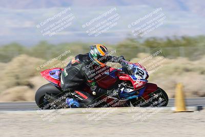 media/Dec-04-2025-Racers Edge (Thu) [[5ebc9f124d]]/2-A Group/4-Session 3 (Turn 2 Inside Speed Pans)/